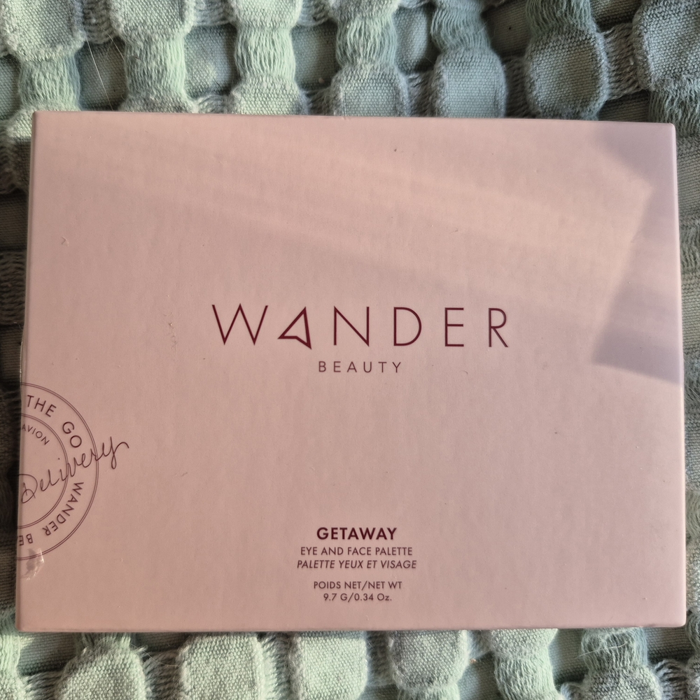 Wander Beauty Getaway Eye and Face Palette